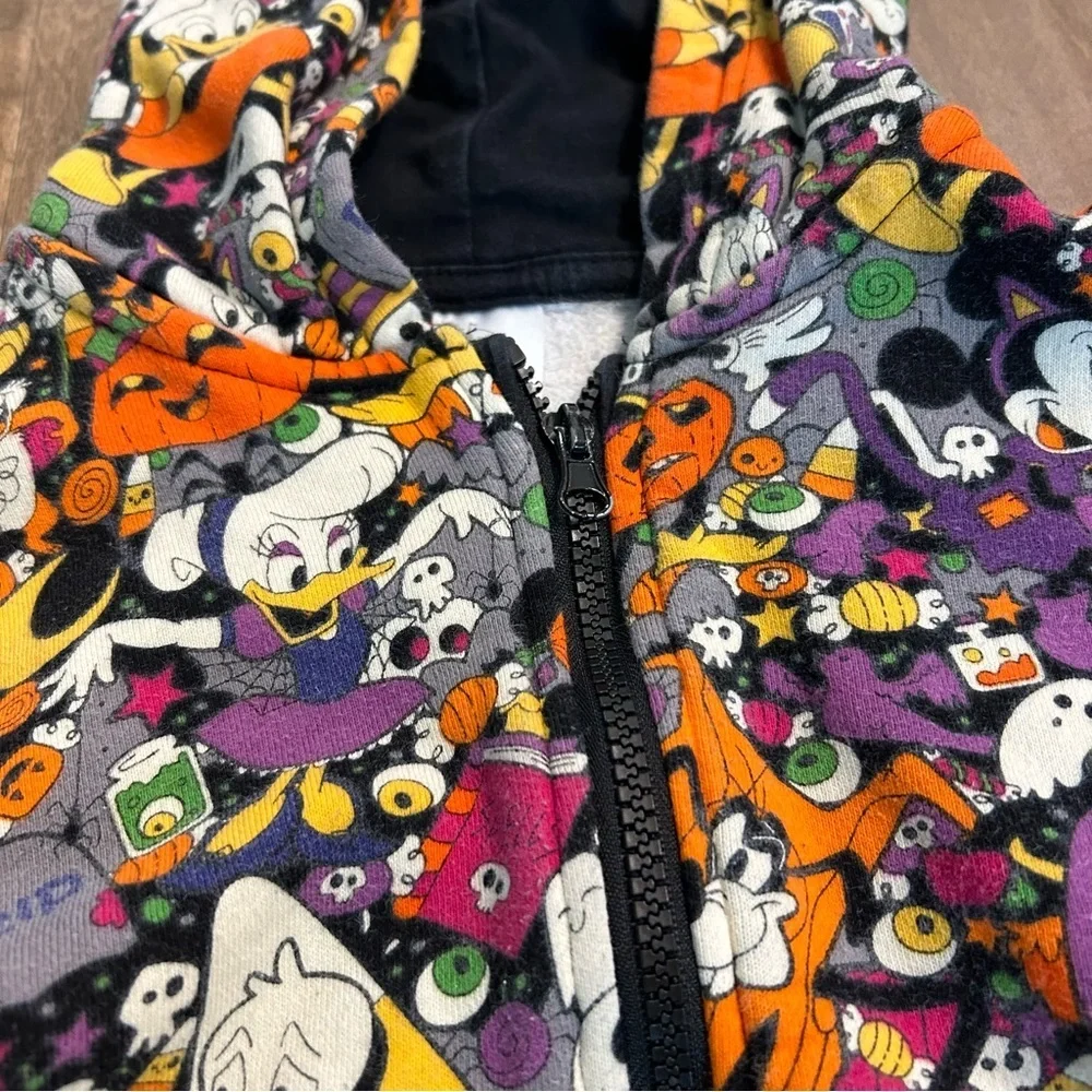 Disney bats embroidered great